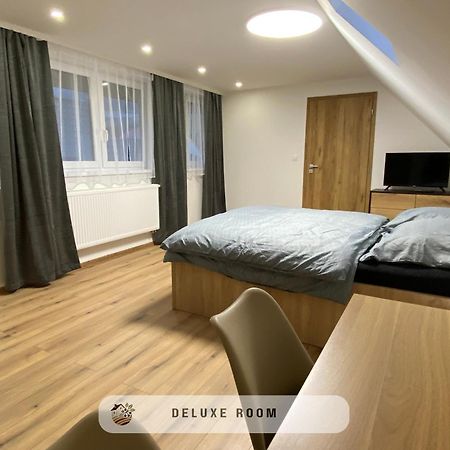 Apartmanovy Dom Visnove Ngoại thất bức ảnh