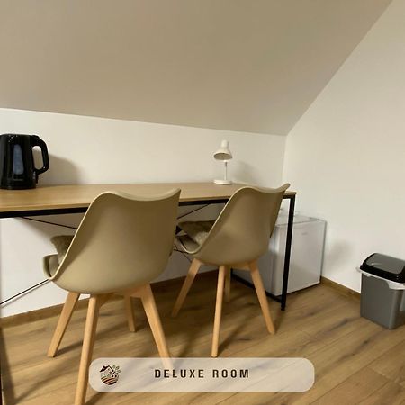 Apartmanovy Dom Visnove Ngoại thất bức ảnh