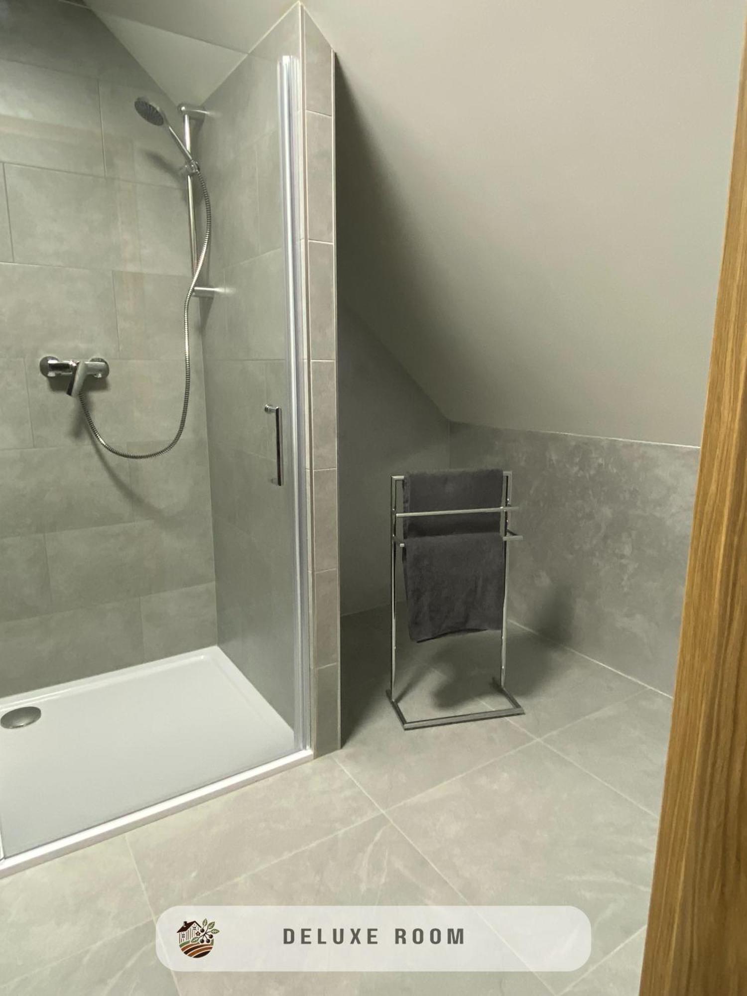 Apartmanovy Dom Visnove Ngoại thất bức ảnh