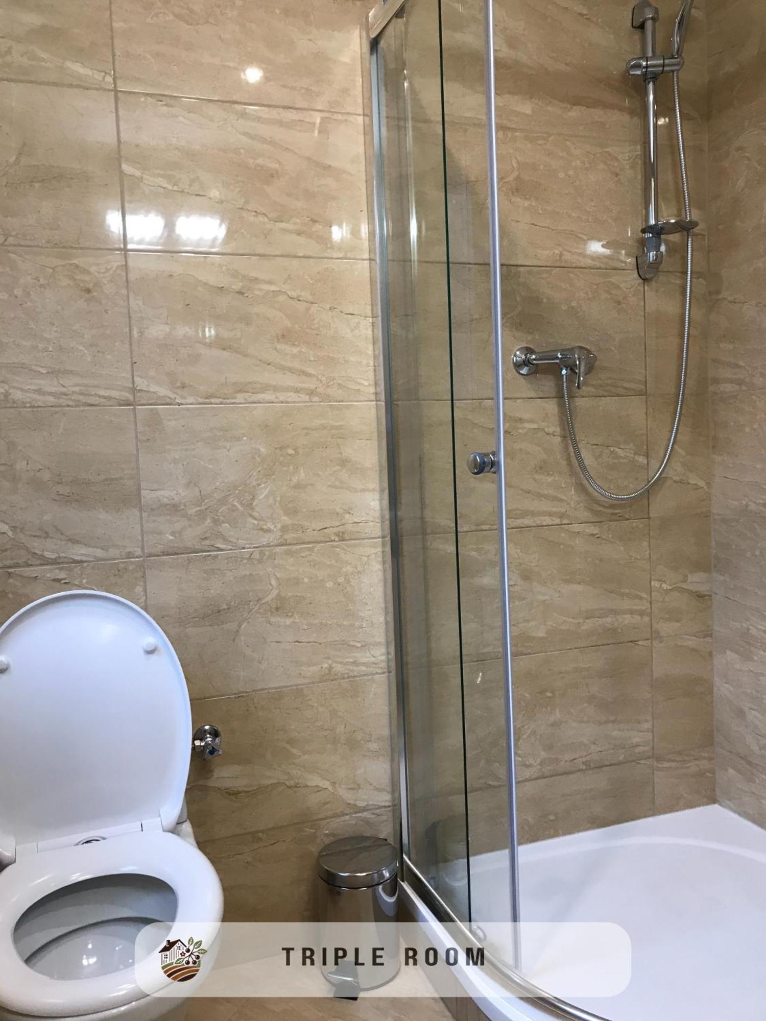 Apartmanovy Dom Visnove Ngoại thất bức ảnh