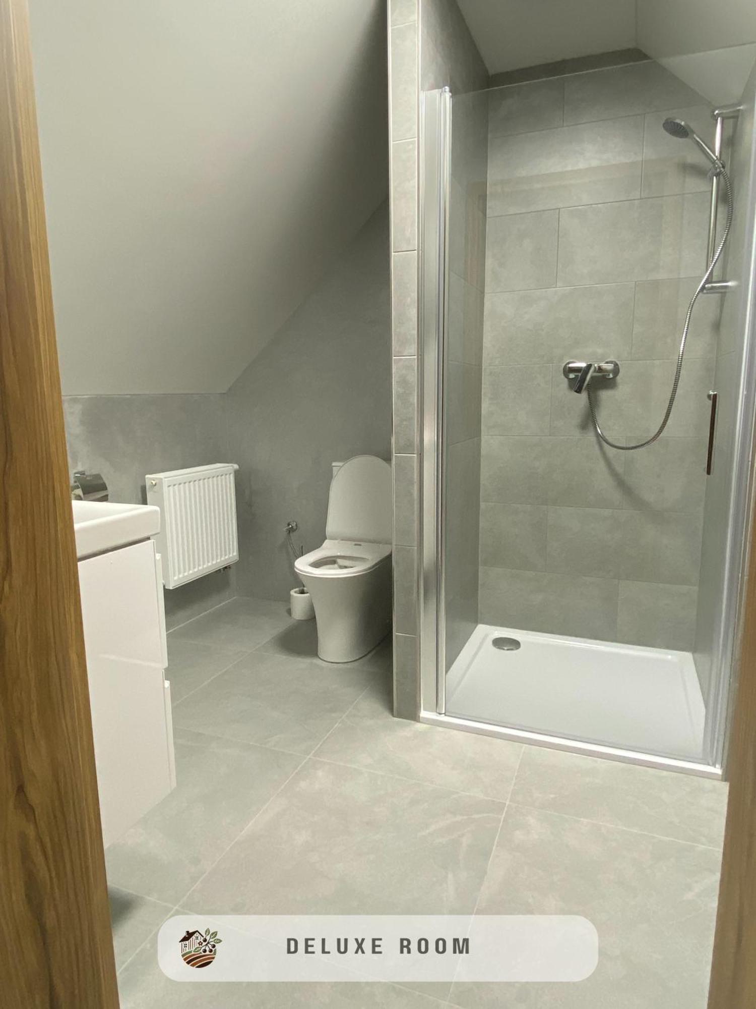 Apartmanovy Dom Visnove Ngoại thất bức ảnh