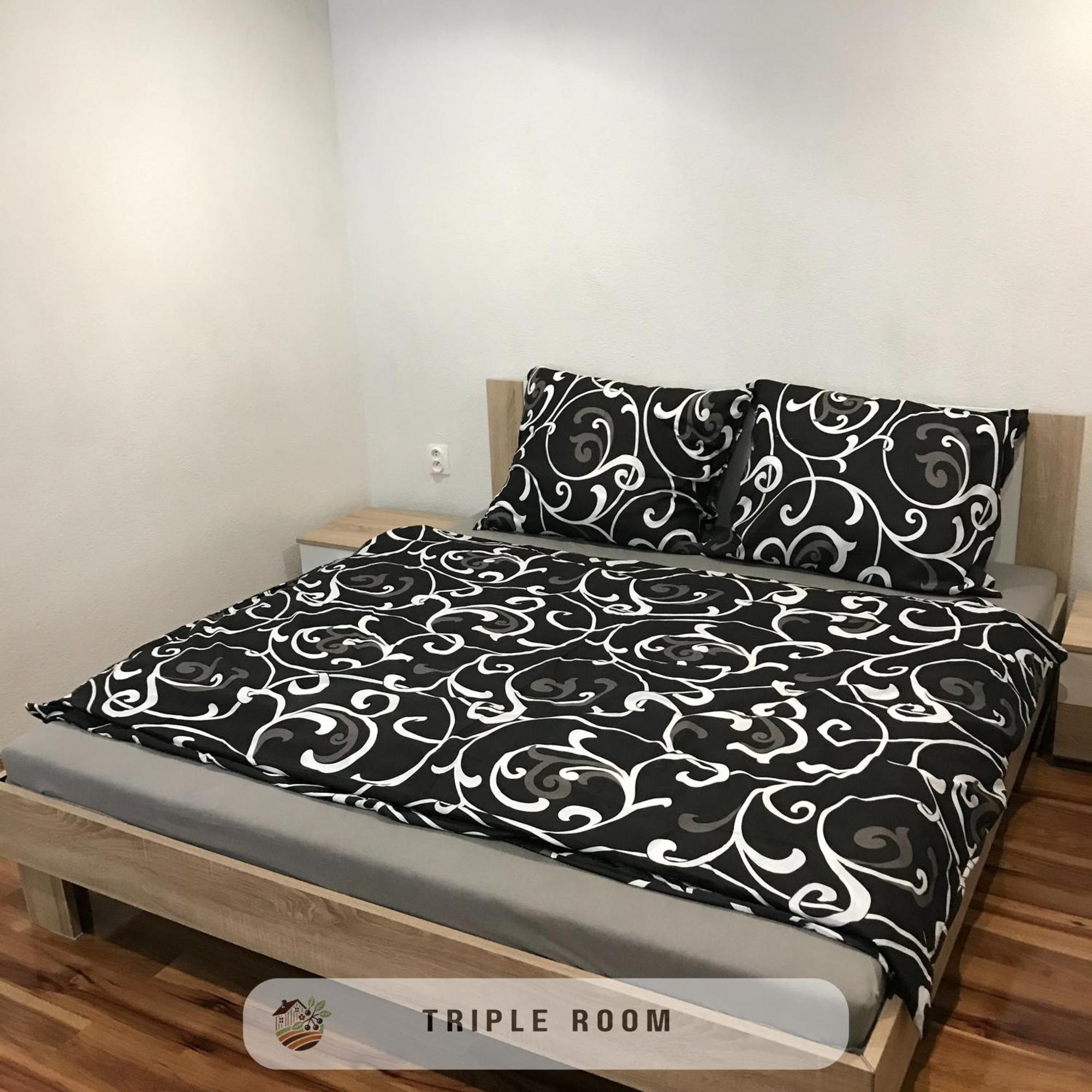 Apartmanovy Dom Visnove Ngoại thất bức ảnh