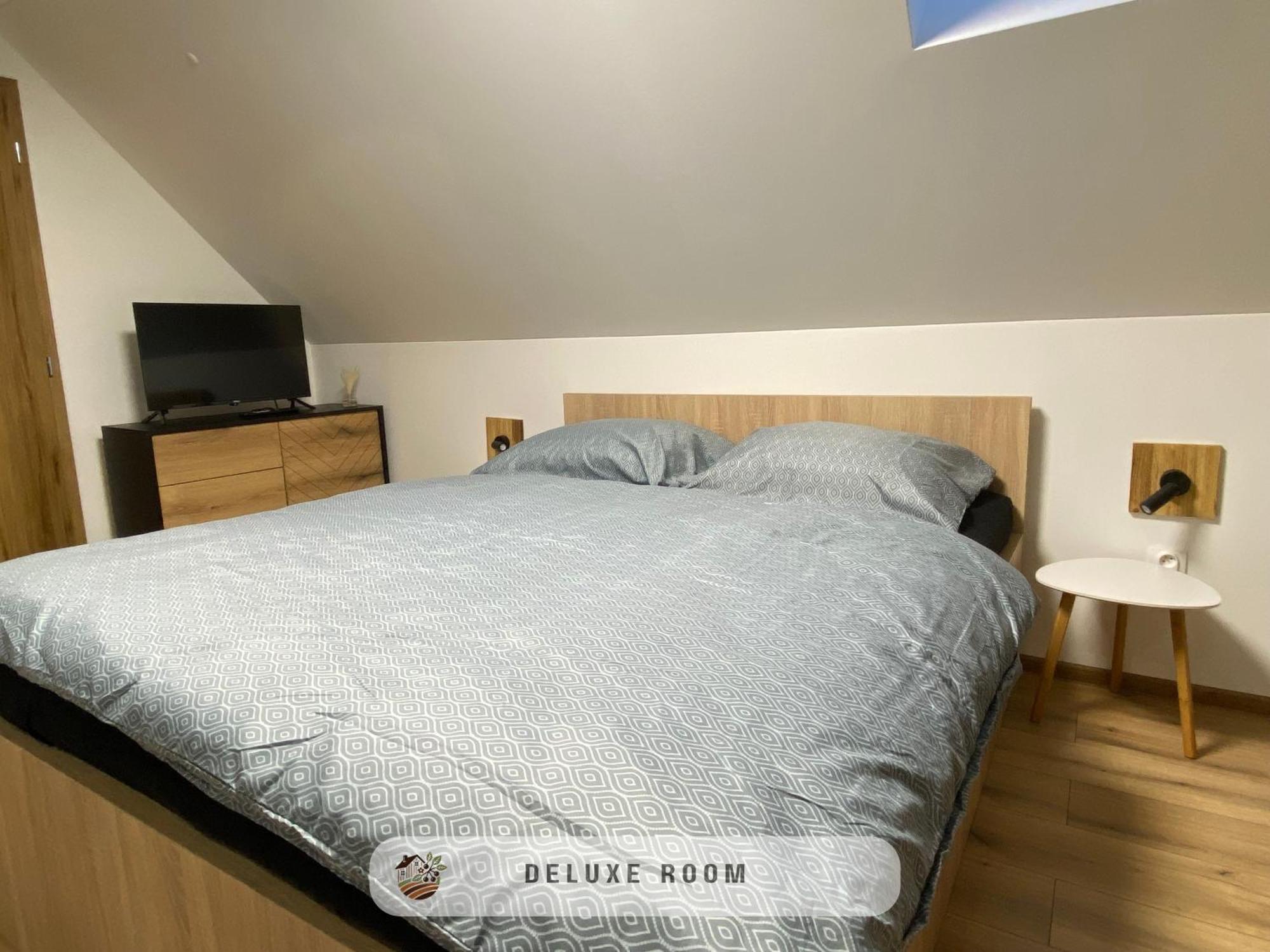 Apartmanovy Dom Visnove Ngoại thất bức ảnh