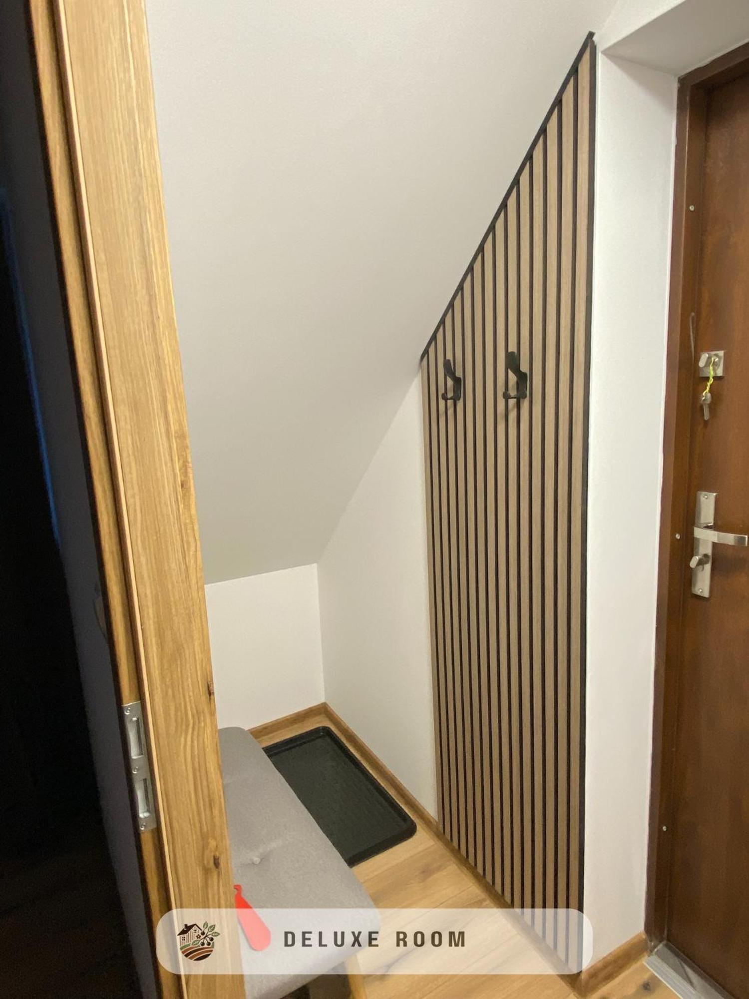 Apartmanovy Dom Visnove Ngoại thất bức ảnh