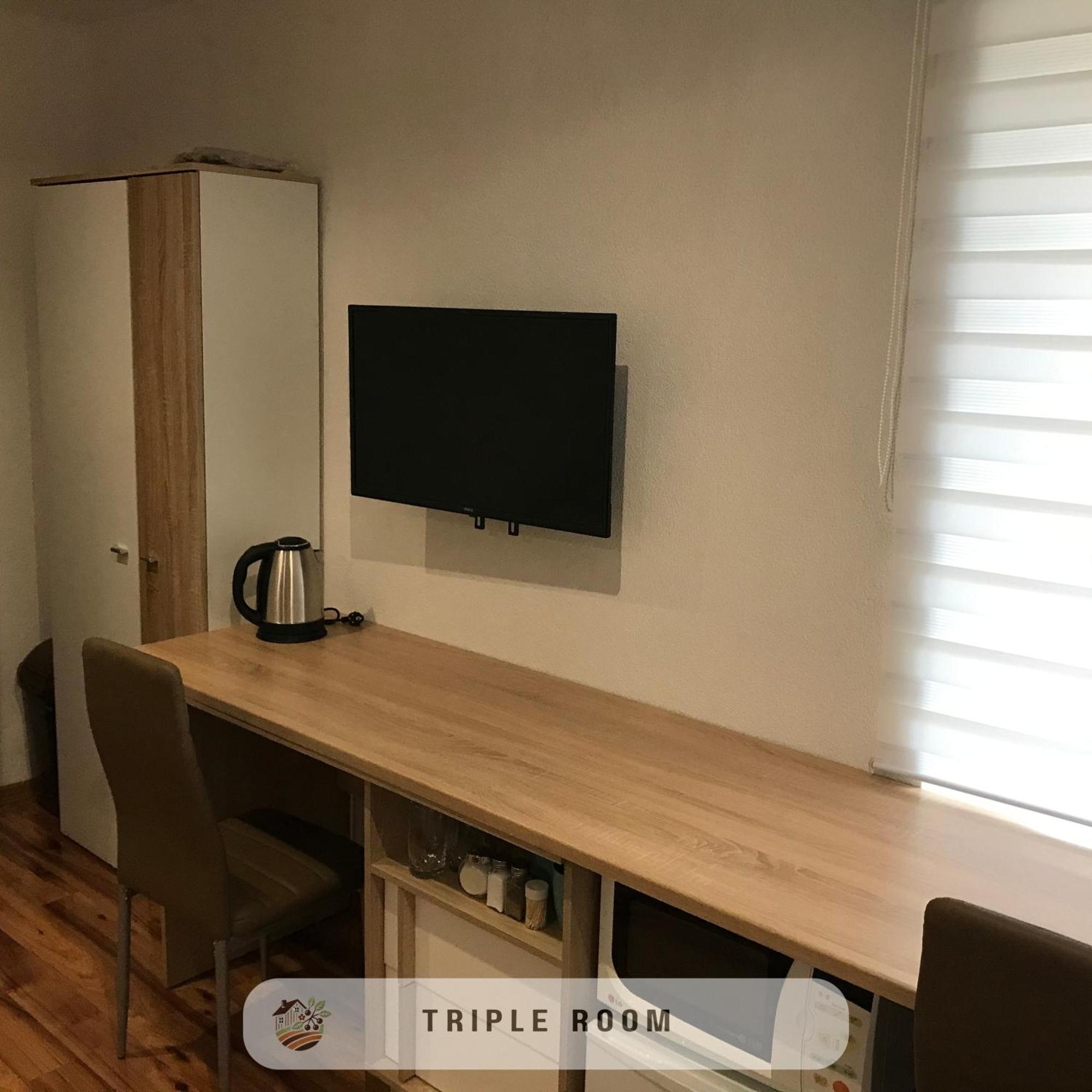 Apartmanovy Dom Visnove Ngoại thất bức ảnh