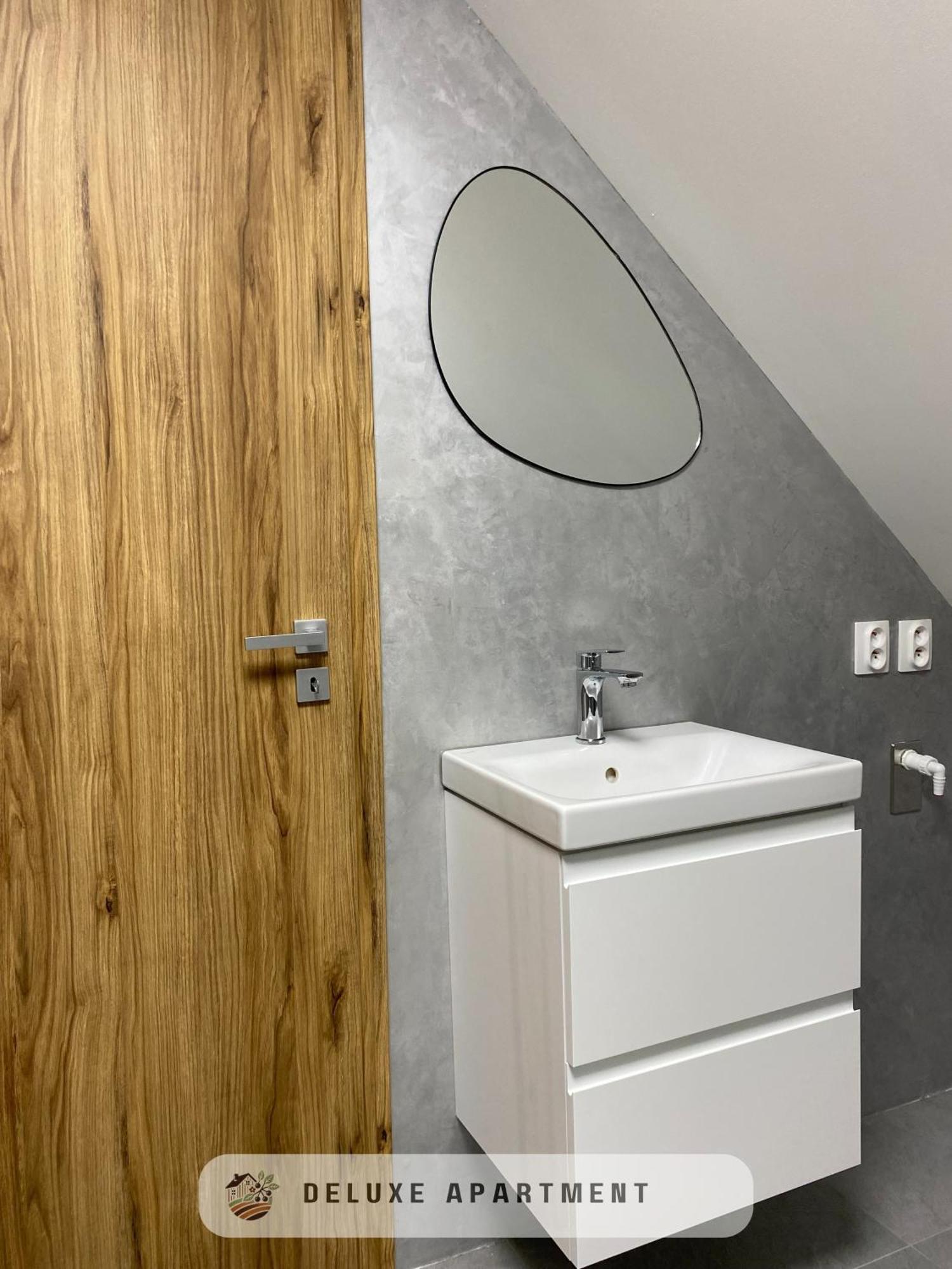 Apartmanovy Dom Visnove Ngoại thất bức ảnh
